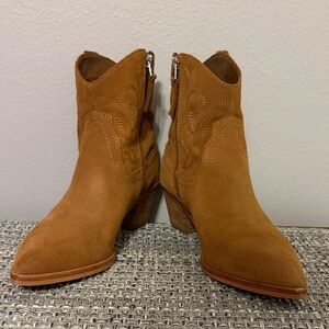Dolce Vita Tan Cowgirl Booties